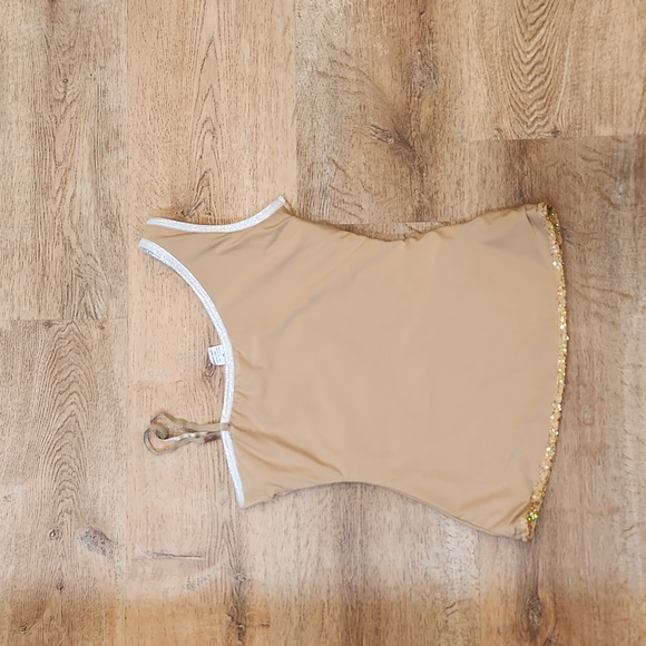 Dance costumes - Picture 2 of 2